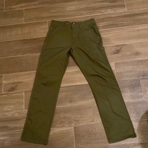 Dickies Regular fit carpenter pants | Color: Olive green | Size: 30•32
